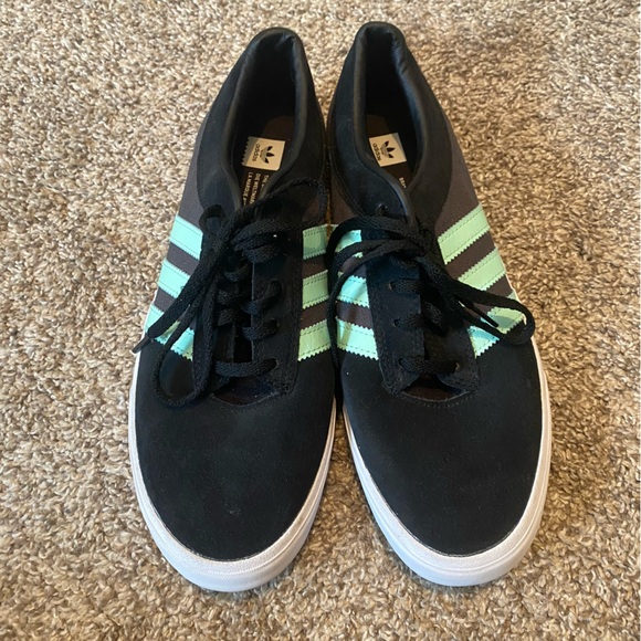 Adidas Sellwood Shoes - Picture 1 of 6